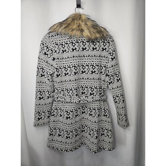 Tart Collections Faux Fur Trim Coat Jacket w/ Matching Dress Black & White Aztec - Picture 9 of 11